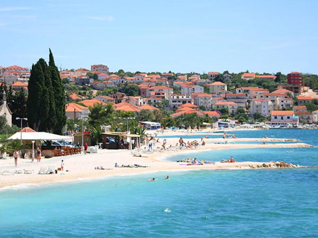 Apartment Mali San Trogir Buitenkant foto
