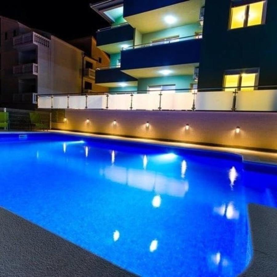 Apartment Mali San Trogir Buitenkant foto
